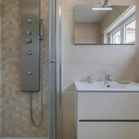 Lovelystay - Mountain View *